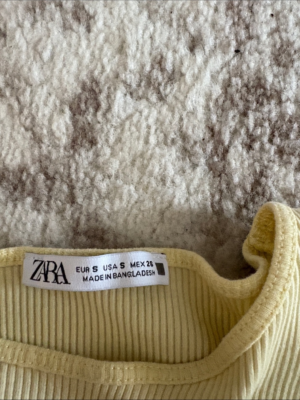 Zara Yellow Ruffle Sleeve Ribbed Top - Picture 2 of 2